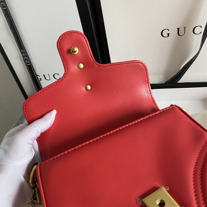 Gucci Womens Bag GG Marmont Mini Top Handle Bag ‎547260 DTDIT 6433