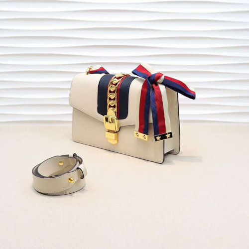 Gucci Womens Bag Sylvie Leather Super Bag ‎