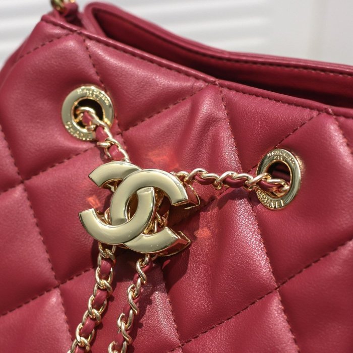 Chanel Womens Bags Drawstring Chain Bucket Bag