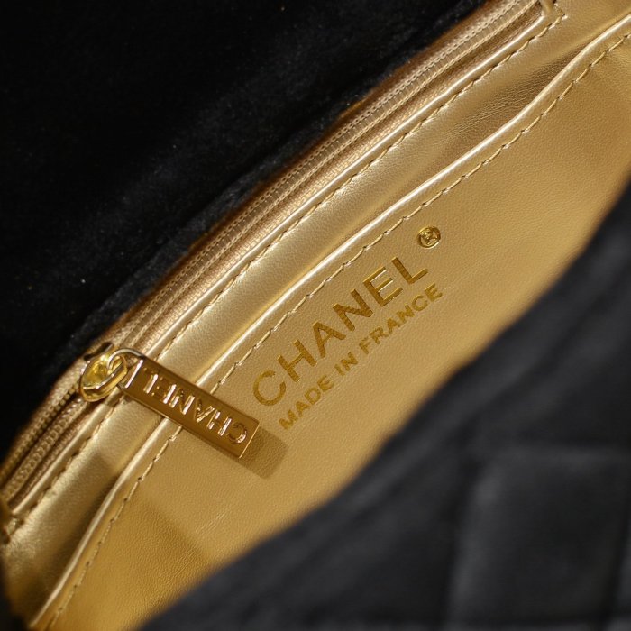 Chanel Womens Bags Shoulder Bag Mini Flap Bag