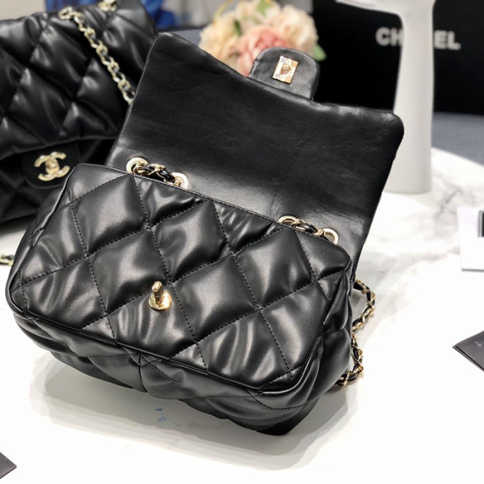 Chanel Womens Bags Crossbody Bag Flap Bag