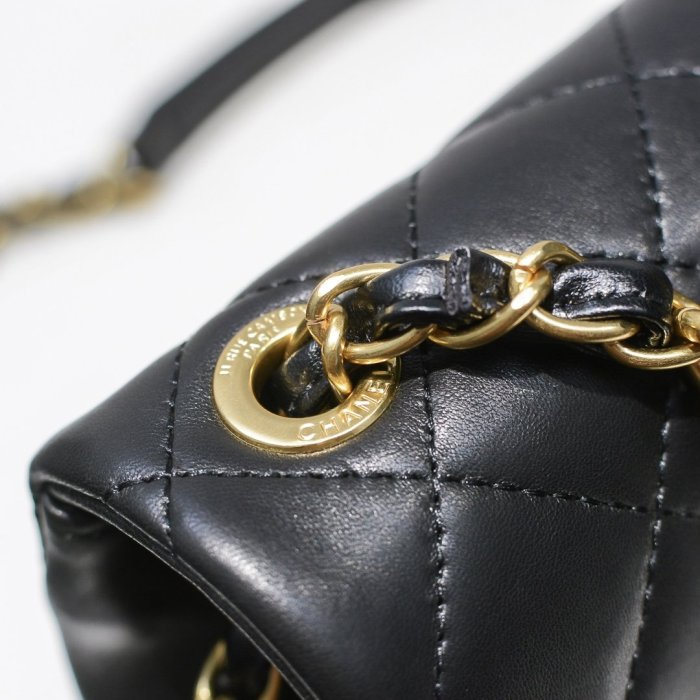 Chanel Womens Bags Crossbody Bag