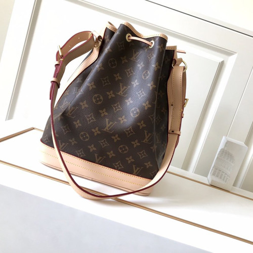 Louis Vuitton Womens Bag Shoulder Bags NOÉ M42224