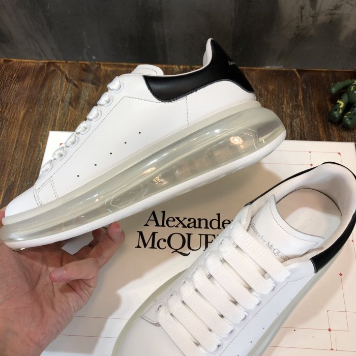 Alexander McQueen Men Shoes Fashion Design Luxury Brand Mens Men's Oversized Sneaker in White/Black with Original Box