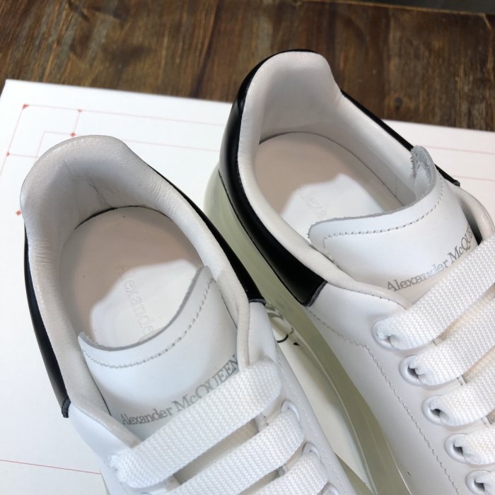 Alexander McQueen Men Shoes Fashion Design Luxury Brand Mens Men's Oversized Sneaker in White/Black with Original Box