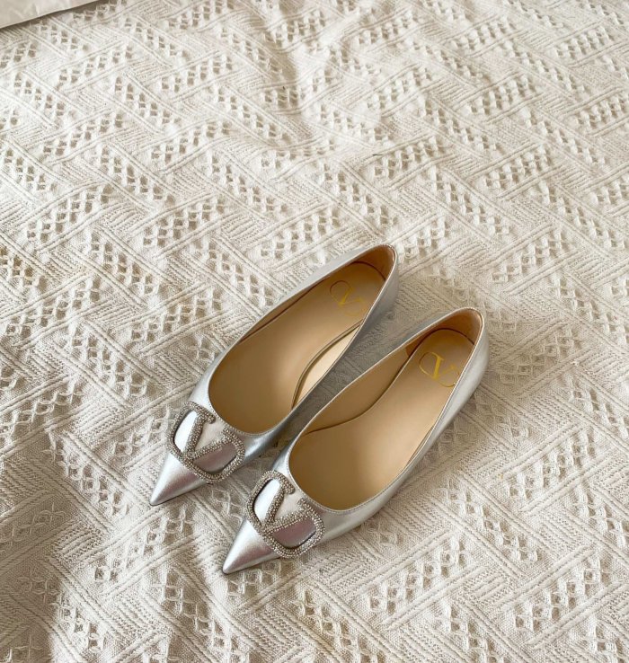Valentino Women Shoes Mule Flip Flop Sandals VLOGO SIGNATURE CALFSKIN PUMP FLAT with Original Box Luxury Brand