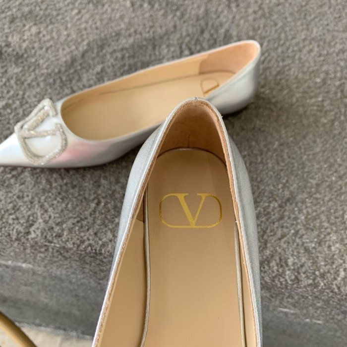 Valentino Women Shoes Mule Flip Flop Sandals VLOGO SIGNATURE CALFSKIN PUMP FLAT with Original Box Luxury Brand