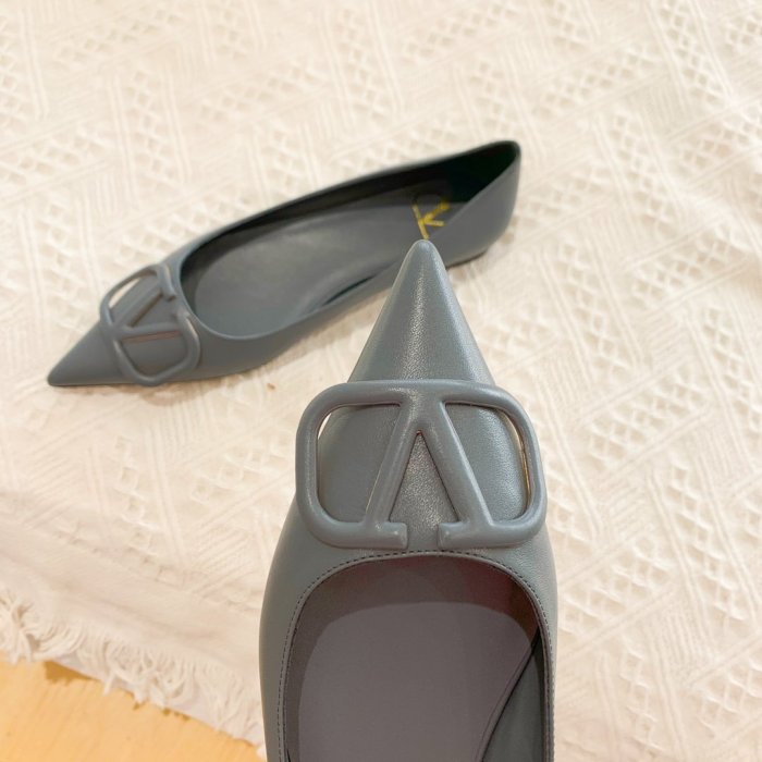 Valentino Women Shoes Mule Flip Flop Sandals VLOGO SIGNATURE CALFSKIN PUMP FLAT with Original Box Luxury Brand