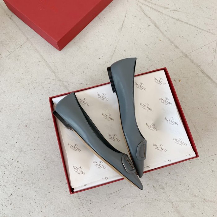 Valentino Women Shoes Mule Flip Flop Sandals VLOGO SIGNATURE CALFSKIN PUMP FLAT with Original Box Luxury Brand