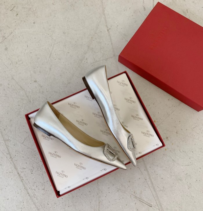 Valentino Women Shoes Mule Flip Flop Sandals VLOGO SIGNATURE CALFSKIN PUMP FLAT with Original Box Luxury Brand