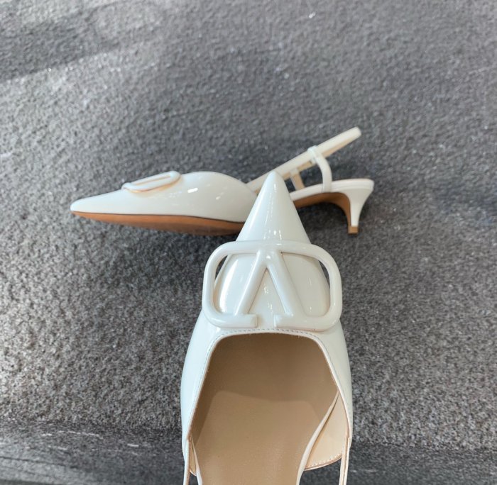 Valentino Women Shoes Mule Flip Flop Sandals VLOGO SIGNATURE CALFSKIN SLINGBACK PUMP 35MM with Original Box