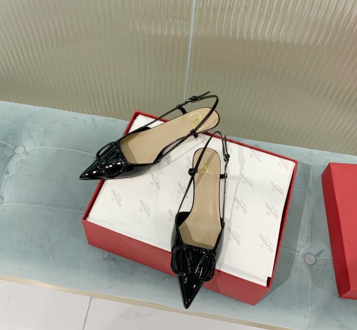 Valentino Women Shoes Mule Flip Flop Sandals VLOGO SIGNATURE CALFSKIN SLINGBACK PUMP 35MM with Original Box