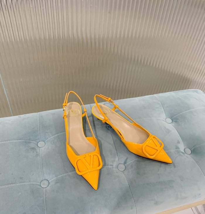 Valentino Women Shoes Mule Flip Flop Sandals VLOGO SIGNATURE CALFSKIN SLINGBACK PUMP 35MM with Original Box