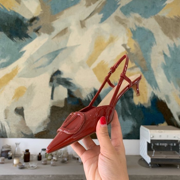 Valentino Women Shoes Mule Flip Flop Sandals VLOGO SIGNATURE CALFSKIN SLINGBACK PUMP 35MM with Original Box