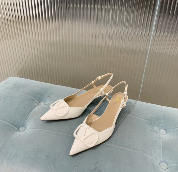 Valentino Women Shoes Mule Flip Flop Sandals VLOGO SIGNATURE CALFSKIN SLINGBACK PUMP 35MM with Original Box