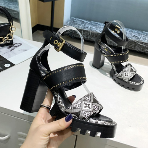 Louis Vuitton Women Shoes Sandals Fashion Luxury Brand STAR TRAIL SANDAL with Original Box Summer Sandals