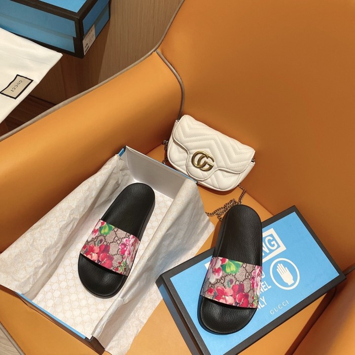 Gucci Mens Shoes Flat Sandals Slippers Luxury Brand GG Blooms Supreme floral slide sandal with Original Box
