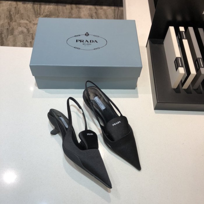 Prada Womens Shoes Two-tone Nylon Gabardine Pumps 1I566M_W08_F0002_F_A045
