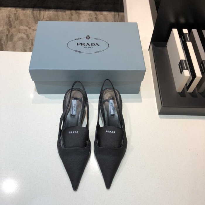 Prada Womens Shoes Two-tone Nylon Gabardine Pumps 1I566M_W08_F0002_F_A045