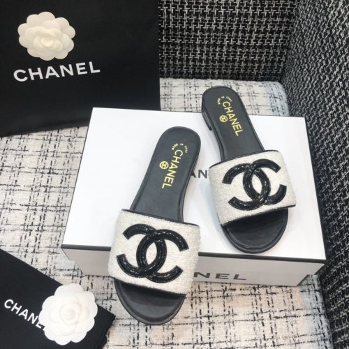 Chanel Womens Shoes Low Heels Mule Slide Sandal