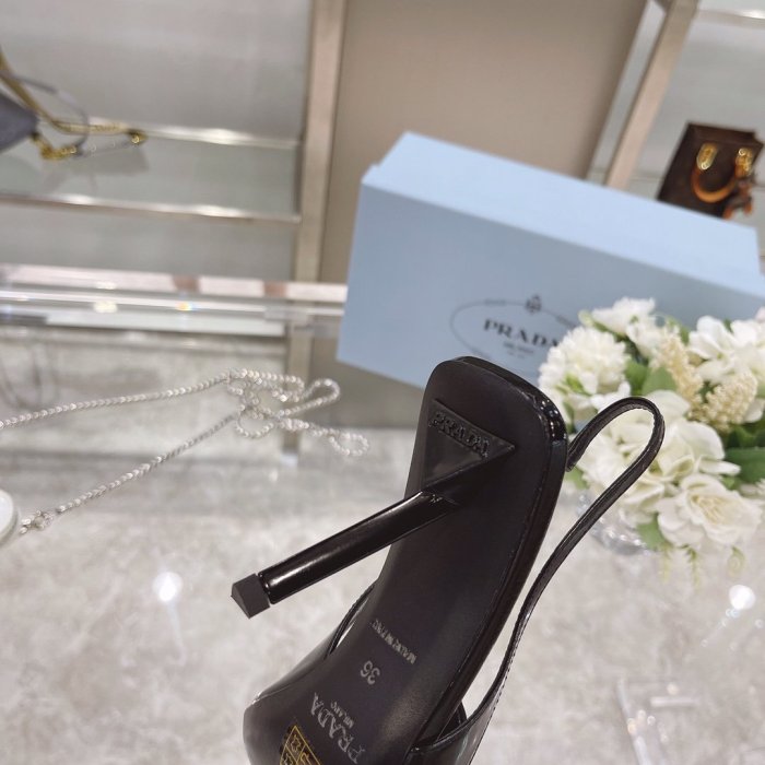 Prada Womens Shoes Two-tone Leather Gabardine Pumps High Heels 9CM