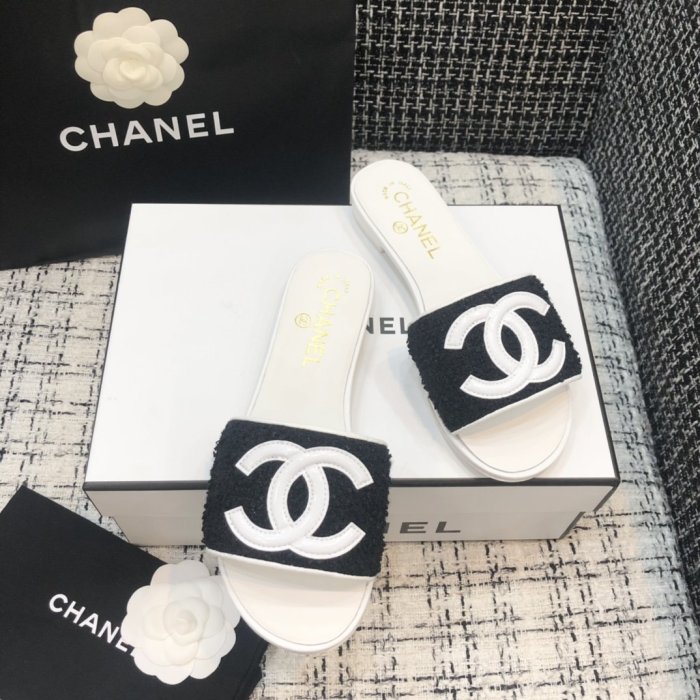 Chanel Womens Shoes Low Heels Mule Slide Sandal