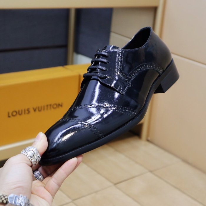 Louis Vuitton Men Shoes Business Luxury Brand LV Dress Shoes with Original Box