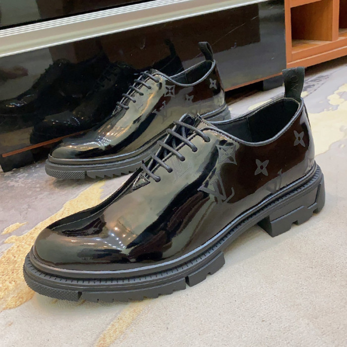 Louis Vuitton Men Shoes Business Luxury Brand LV Dress Shoes with Original Box