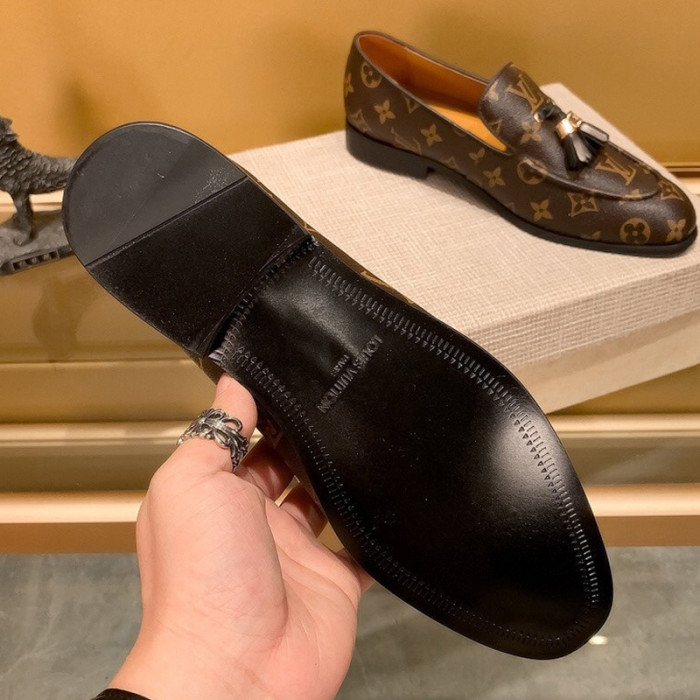 Louis Vuitton Men Shoes Business Luxury Brand LV Dress Shoes with Original Box