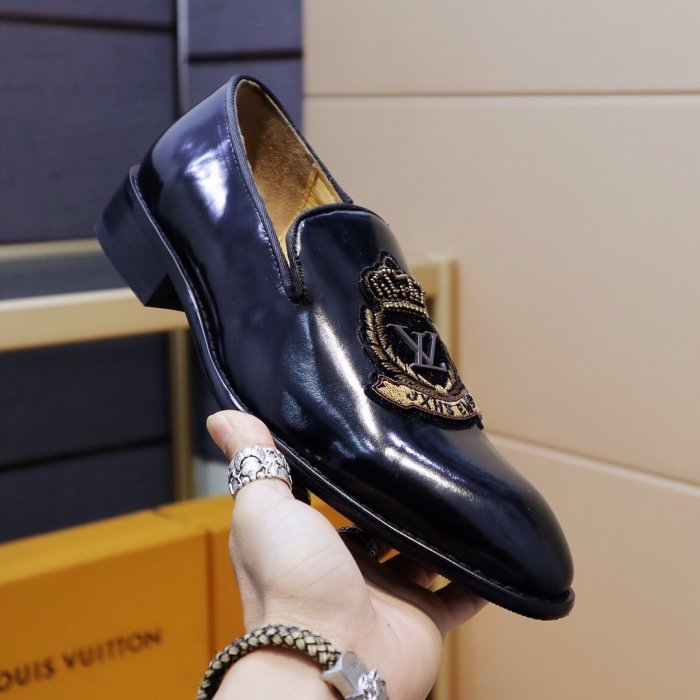 Louis Vuitton Men Shoes Business Luxury Brand LV Dress Shoes with Original Box