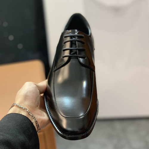 Louis Vuitton Men Shoes Business Luxury Brand LV Dress Shoes with Original Box