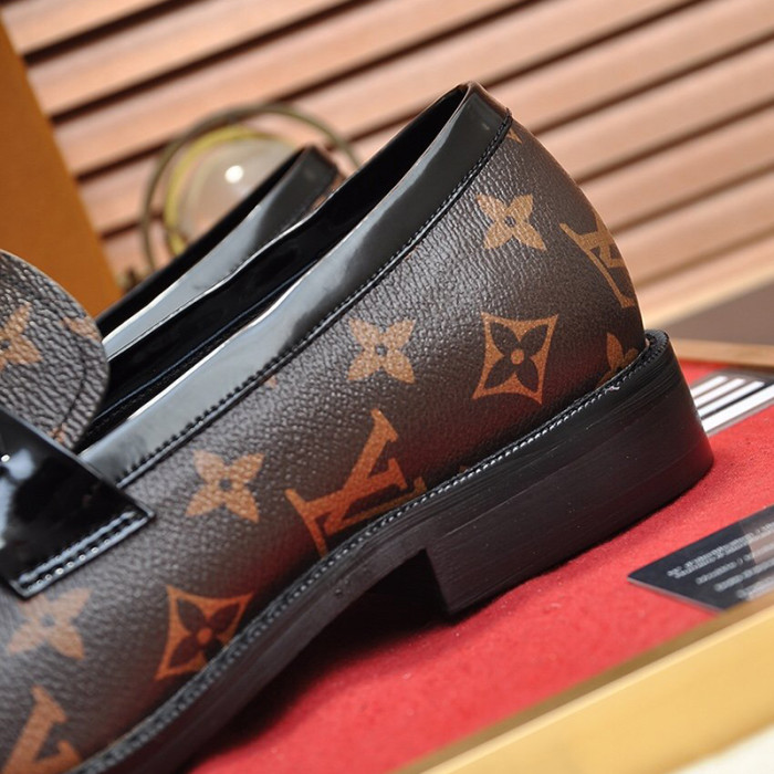 Louis Vuitton Men Shoes Business Luxury Brand LV Dress Shoes with Original Box