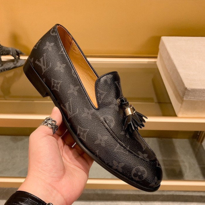 Louis Vuitton Men Shoes Business Luxury Brand LV Dress Shoes with Original Box