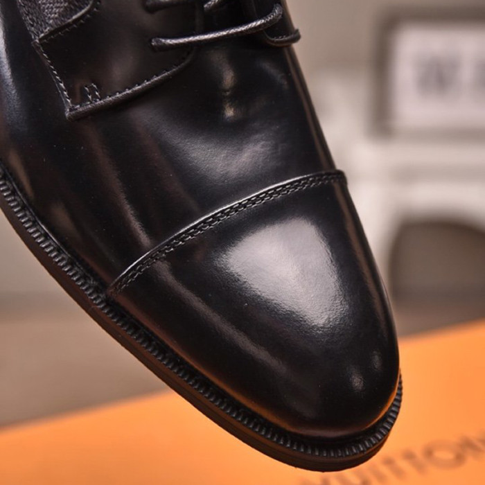 Louis Vuitton Men Shoes Business Luxury Brand LV Dress Shoes with Original Box
