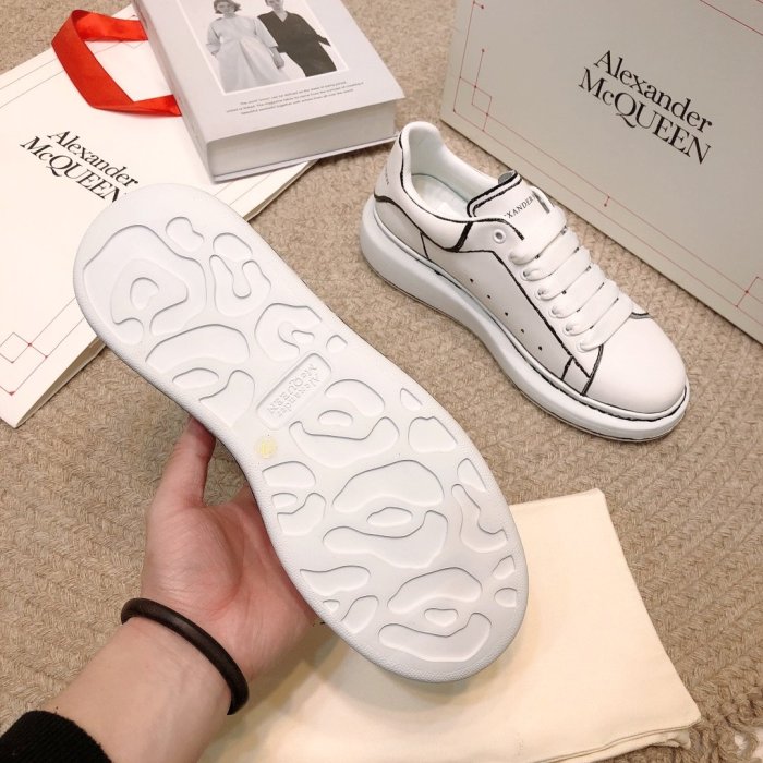 Alexander McQueen Women Shoes Fashion Design Luxury Brand Oversized Sneaker 627867WHYBI9061