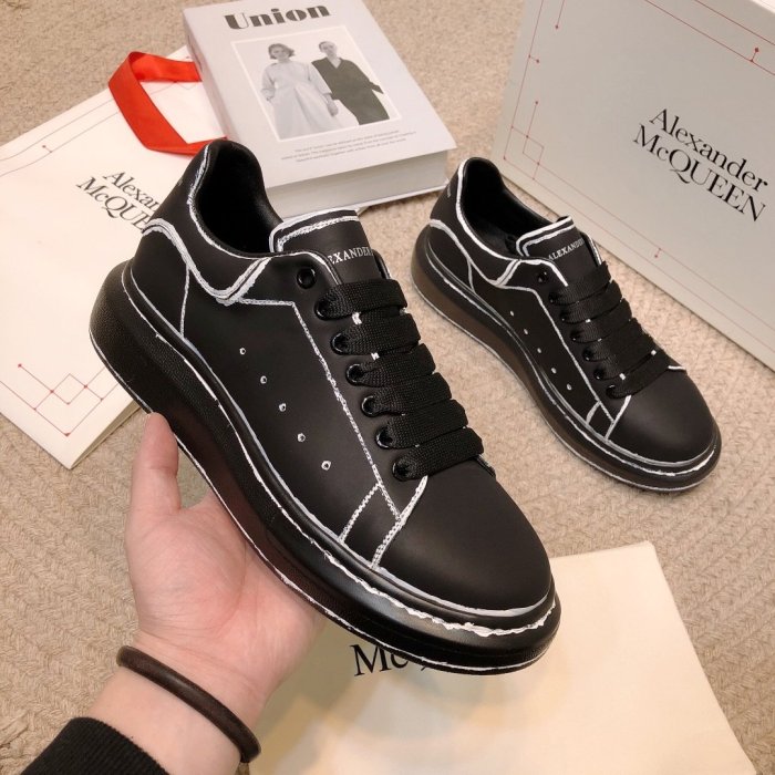 Alexander McQueen Women Shoes Fashion Design Luxury Brand Oversized Sneaker 627867WHYBI1070