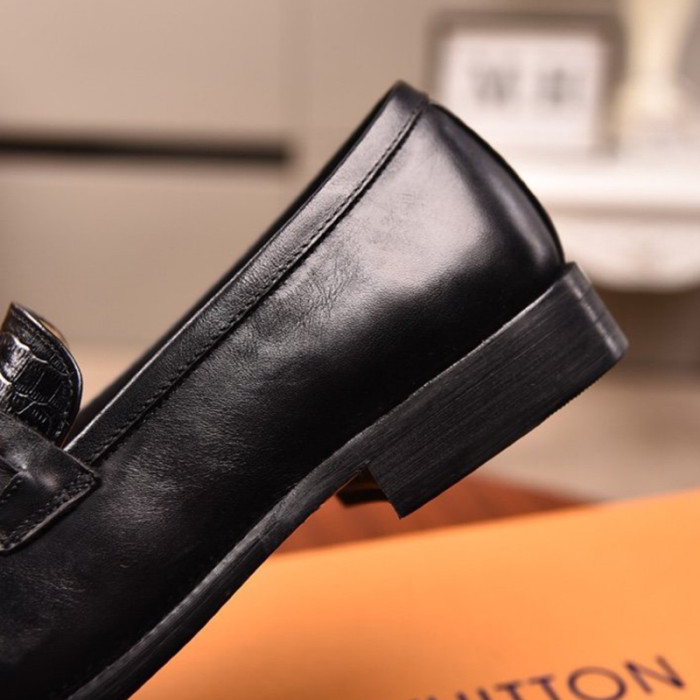 Louis Vuitton Men Shoes Business Luxury Brand LV Dress Shoes with Original Box