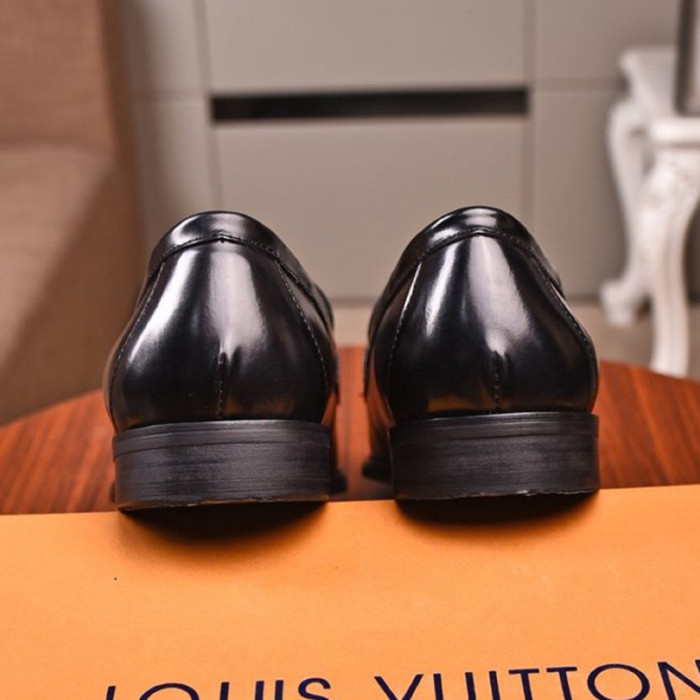 Louis Vuitton Men Shoes Business Luxury Brand LV Dress Shoes with Original Box