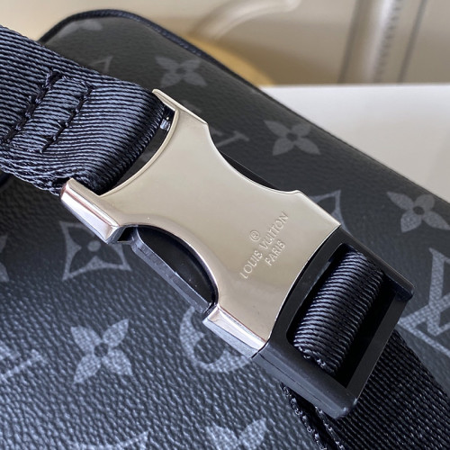 Louis Vuitton Mens Bag Luxury Brand Fashion Type OUTDOOR BUMBAG Black with Original Box M30245