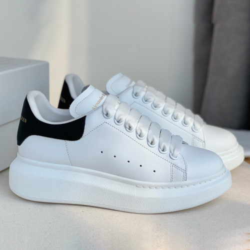 Alexander McQueen Women Shoes Fashion Design Luxury Brand Oversized Sneaker