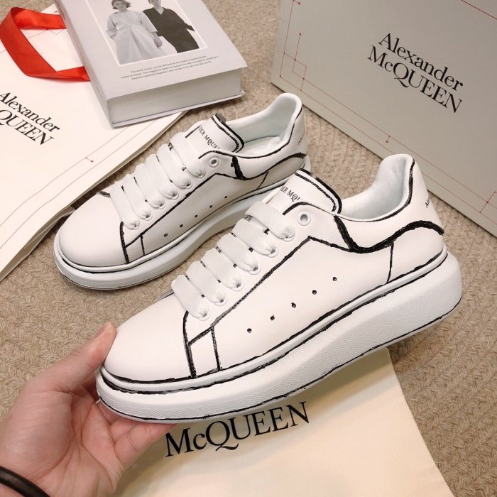 Alexander McQueen Women Shoes Fashion Design Luxury Brand Oversized Sneaker 627867WHYBI9061