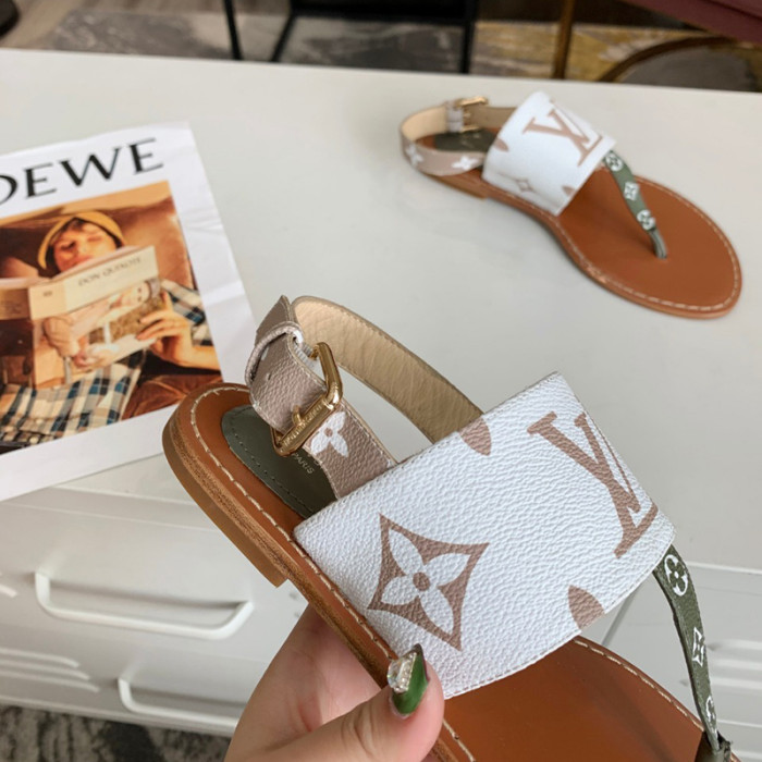 Louis Vuitton Womens Shoes STARBOARD FLAT THONG SANDAL