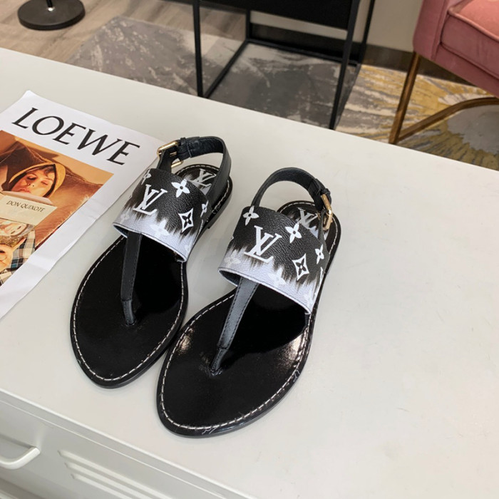 Louis Vuitton Womens Shoes STARBOARD FLAT THONG SANDAL