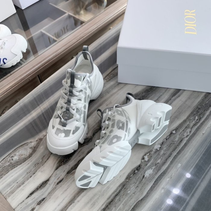 Dior Womens Shoes D-CONNECT SNEAKER KCK307NEP_S10W