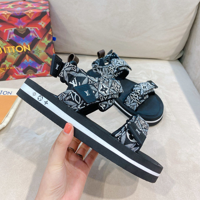 Louis Vuitton Womens Shoes ARCADE FLAT SANDAL