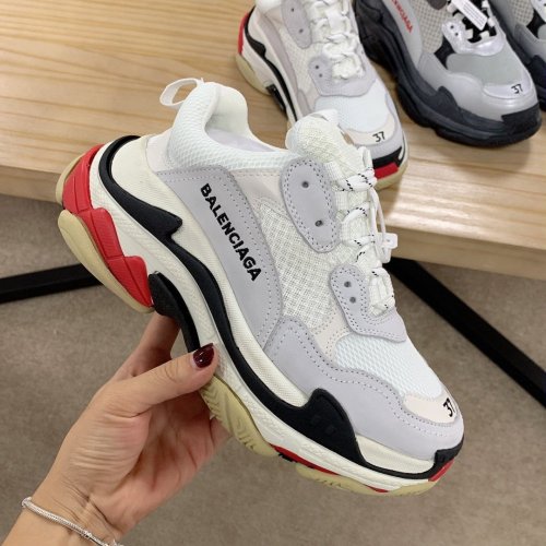 Balenciaga Mens Shoes Triple S Sneaker