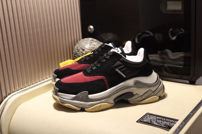 Balenciaga Womens Shoes Breathable Design Sneakers Luxury Brand Triple S Sneaker