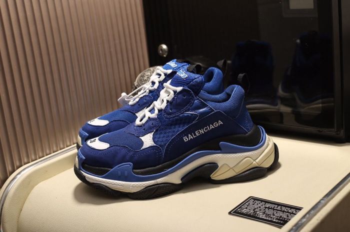 Balenciaga Womens Shoes Breathable Design Sneakers Luxury Brand Triple S Sneaker