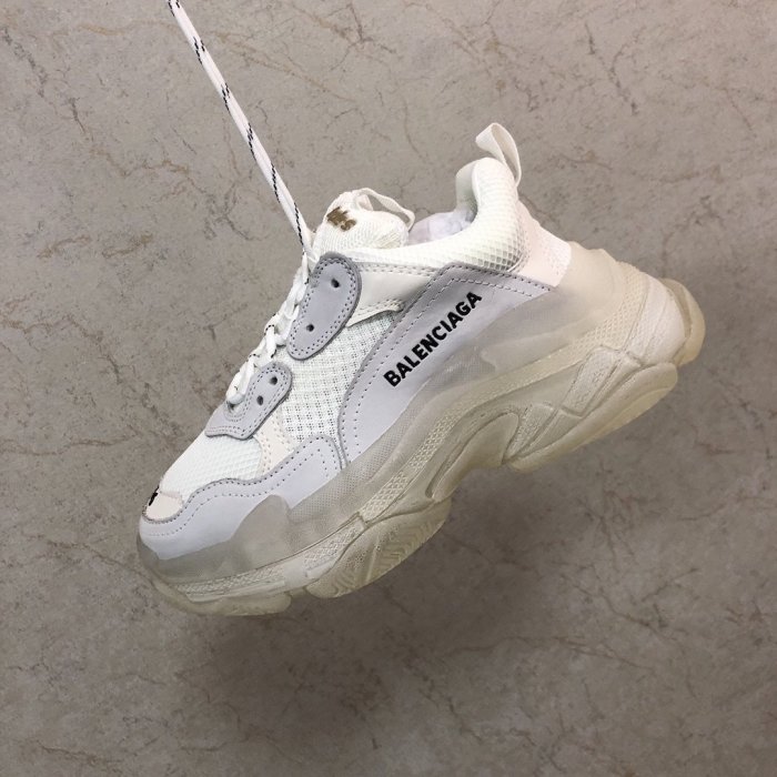 Balenciaga Mens Shoes Triple S Sneaker