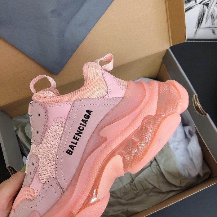 Balenciaga Womens Shoes Triple S Sneaker